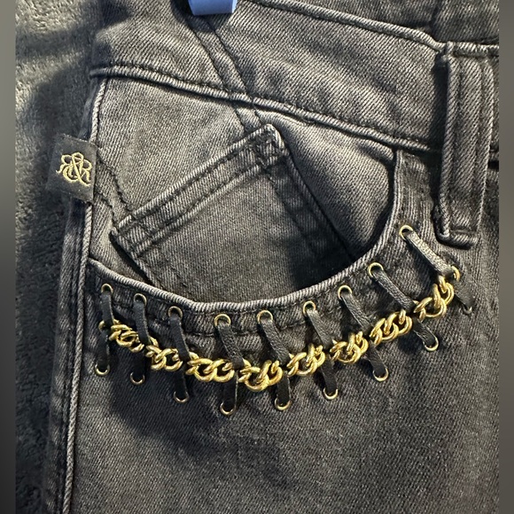 Women’s Rock & Republic Black Jeans With Gold Chain Detail Pockets Size 4 - Picture 4 of 9
